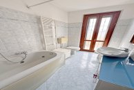 ea_campi8_17472290024